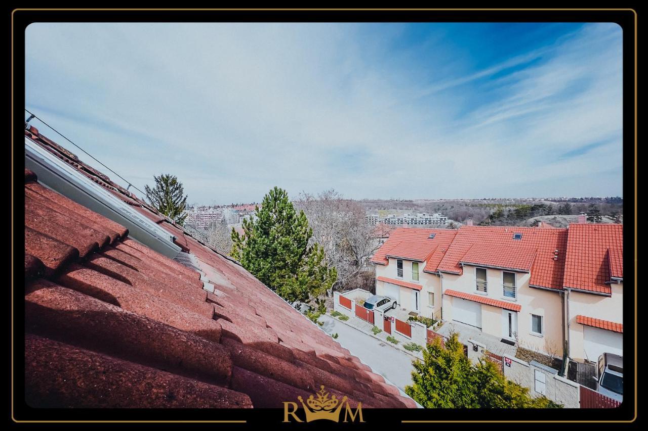 Rm Luxury Apartment In Prague • 6 People • Free Parking • Pets 外观 照片